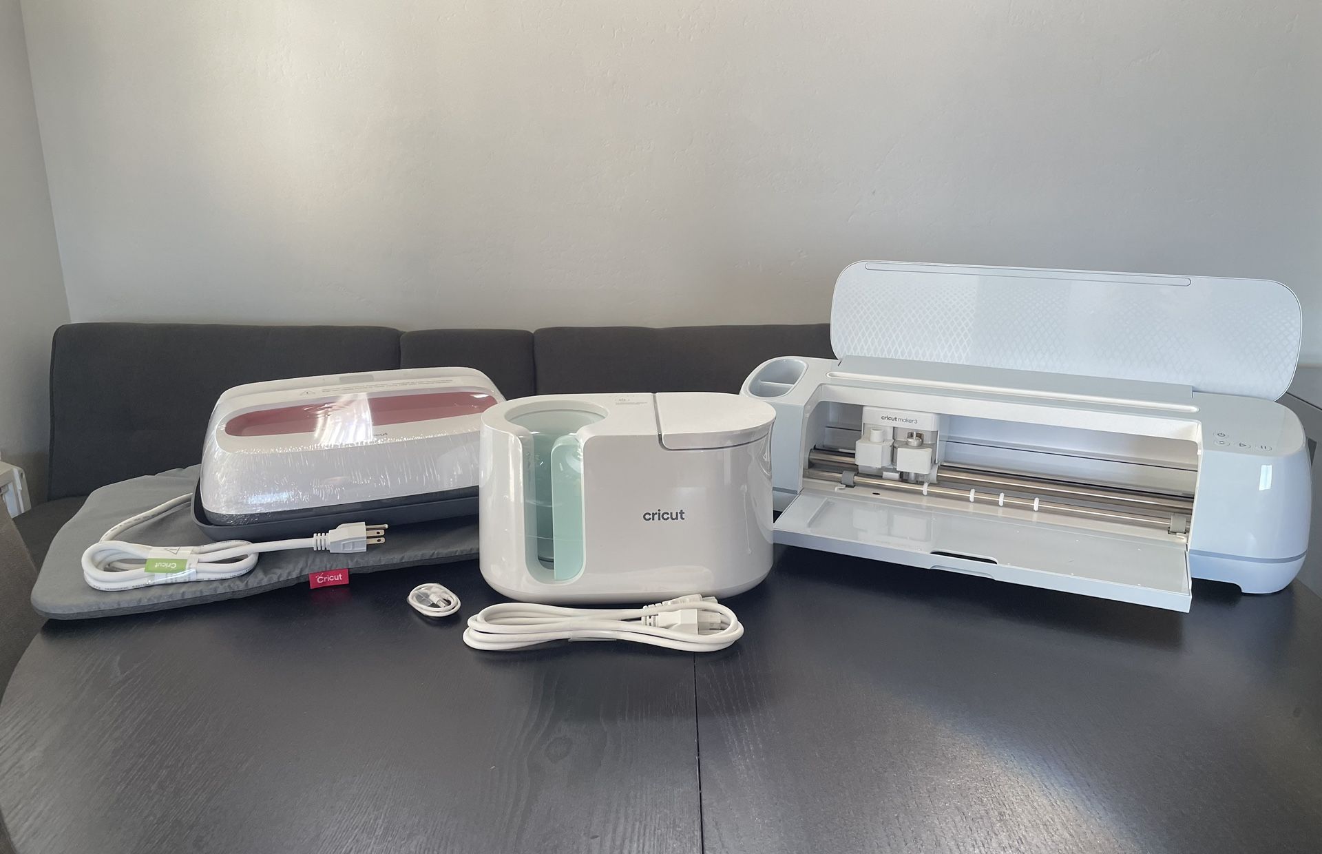 For Sale: Cricut Maker 3, Cricut EasyPress 2, Cricut Mug Press