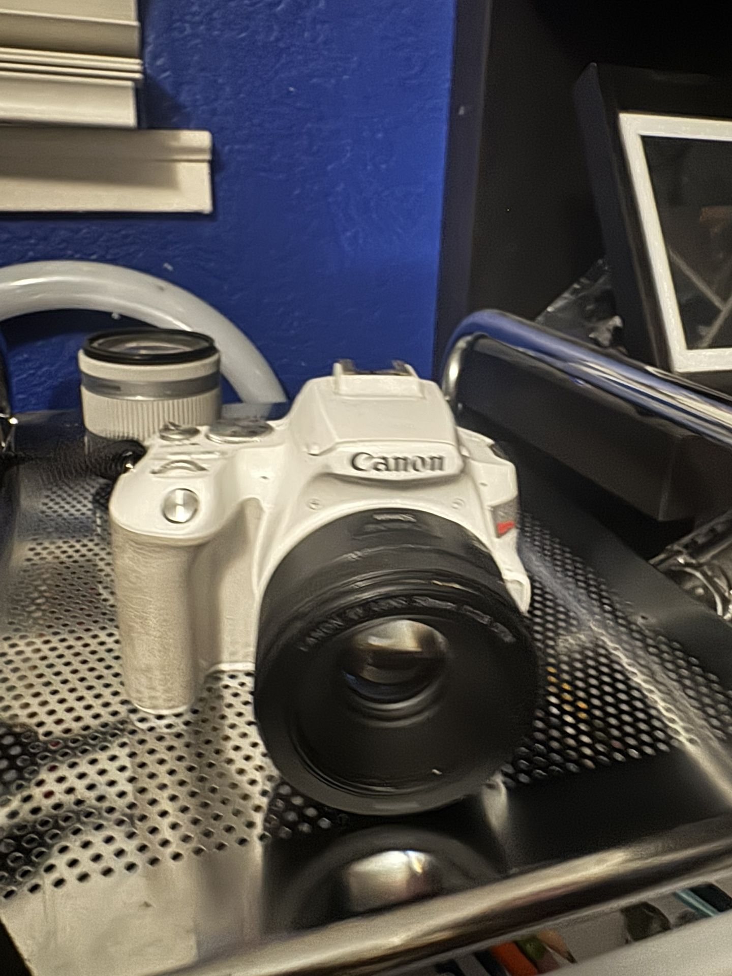Canon Rebel EOS SL3