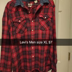 Men Levi's Shirt 
