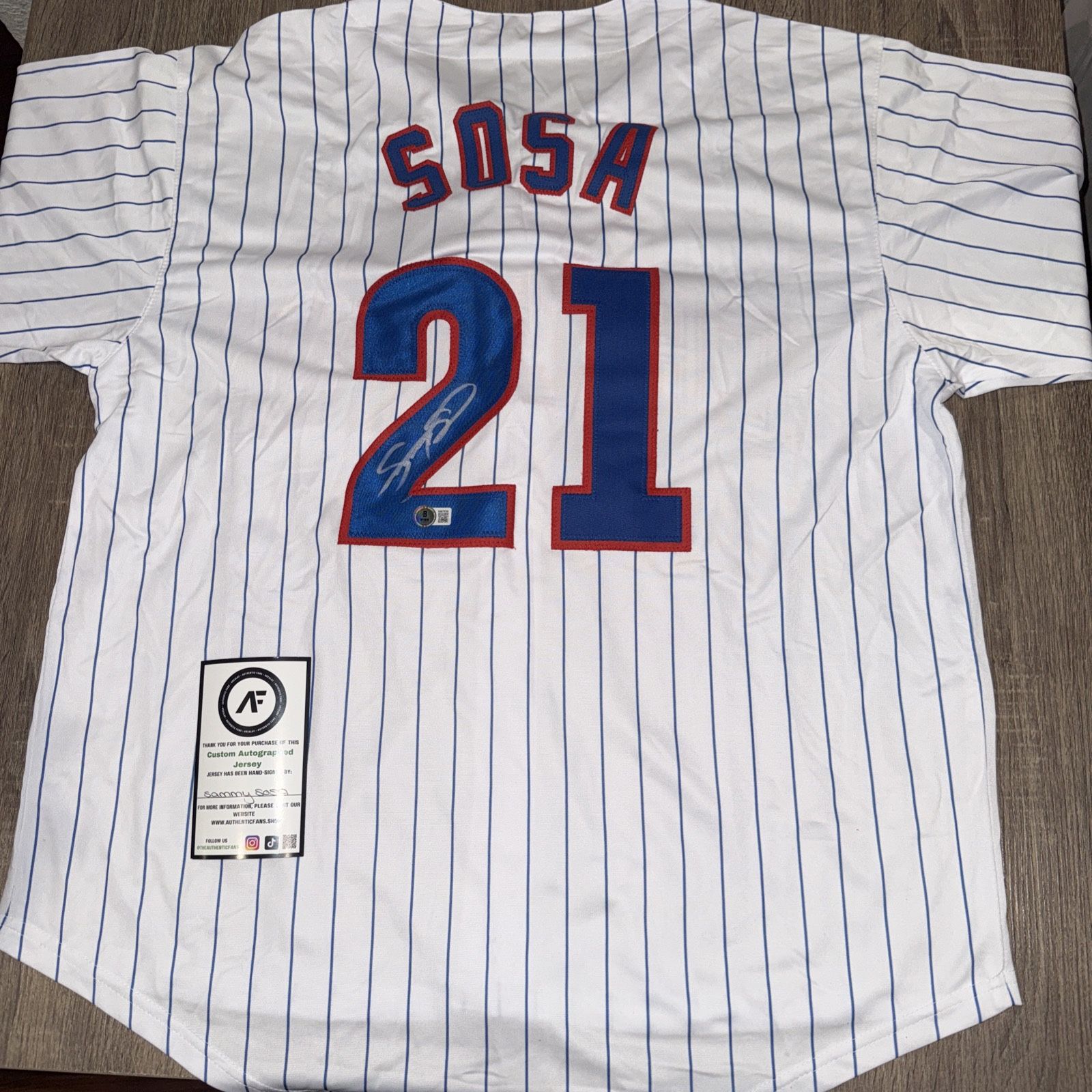 Sammy Sosa Autographed Cubs Jersey Beckett Authenticated 