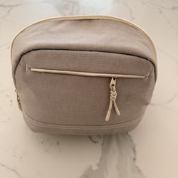 Camera Sling Pack - heyday™ Beige Heather: Waterproof Woven Polyester, Front Zip Pocket, Unstructured Design