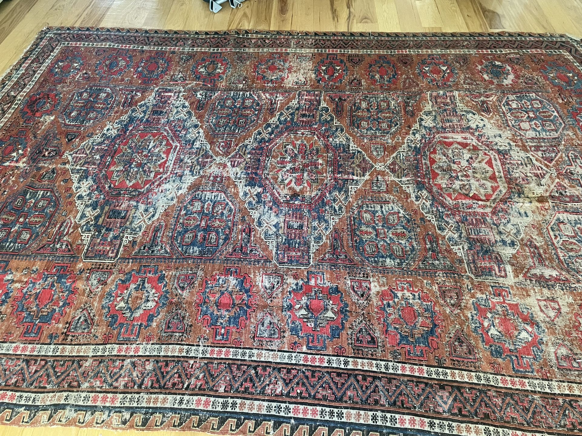 Authentic Handwoven Tribal Kilim Rug – 7’3 x 10’7 – Wool Flatweave – Gallery Size – 3 Medallions – Estate Piece