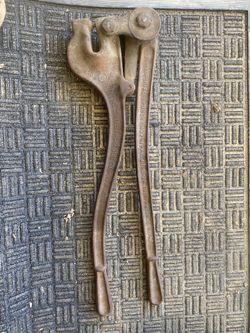 Whitney Metal Tool Hand Punch No. 7 1/2