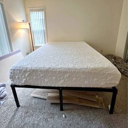Queen Zinus 12in Memory Foam Mattress and Metal Platform Bed Frame