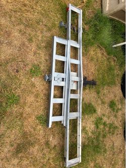 Aluminum Motorcycle Hitch Carrier w/ Loading Ramp