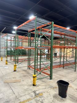 PALLET RACK SHELVING AMERICAN HUSKEY 🇺🇸 H