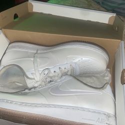 Air Force 1 Foamposite Pro Cup Low in 'Triple White