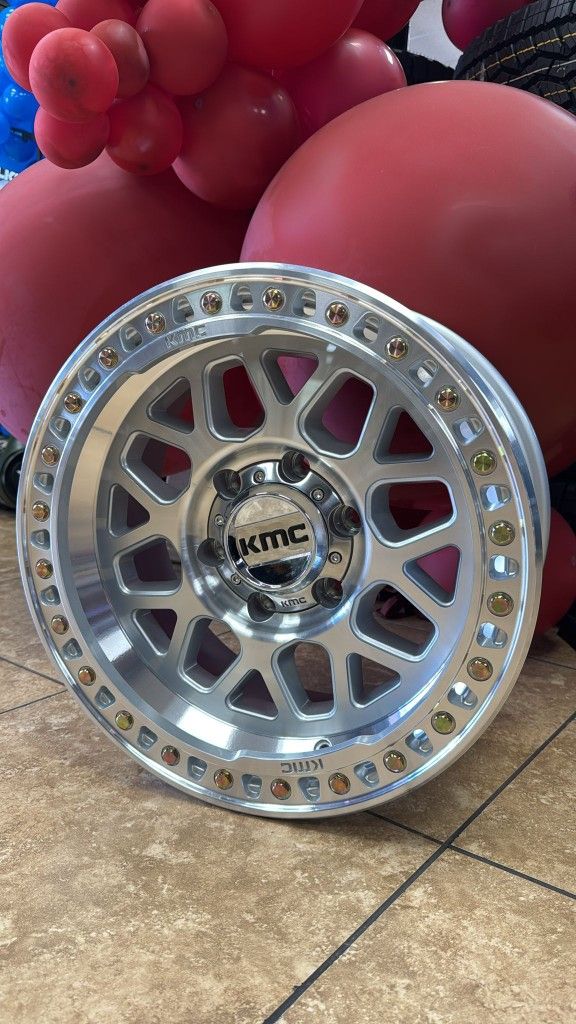 17" KMC AZTEK 6X135 6X139