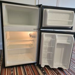 Mini Fridge With Separate Freezer Fridgidaire 3.1 Cu. Ft