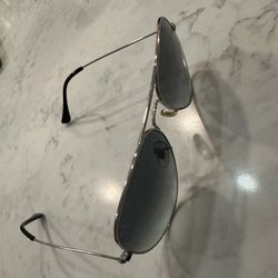 Ray Ban Aviator Sunglasses