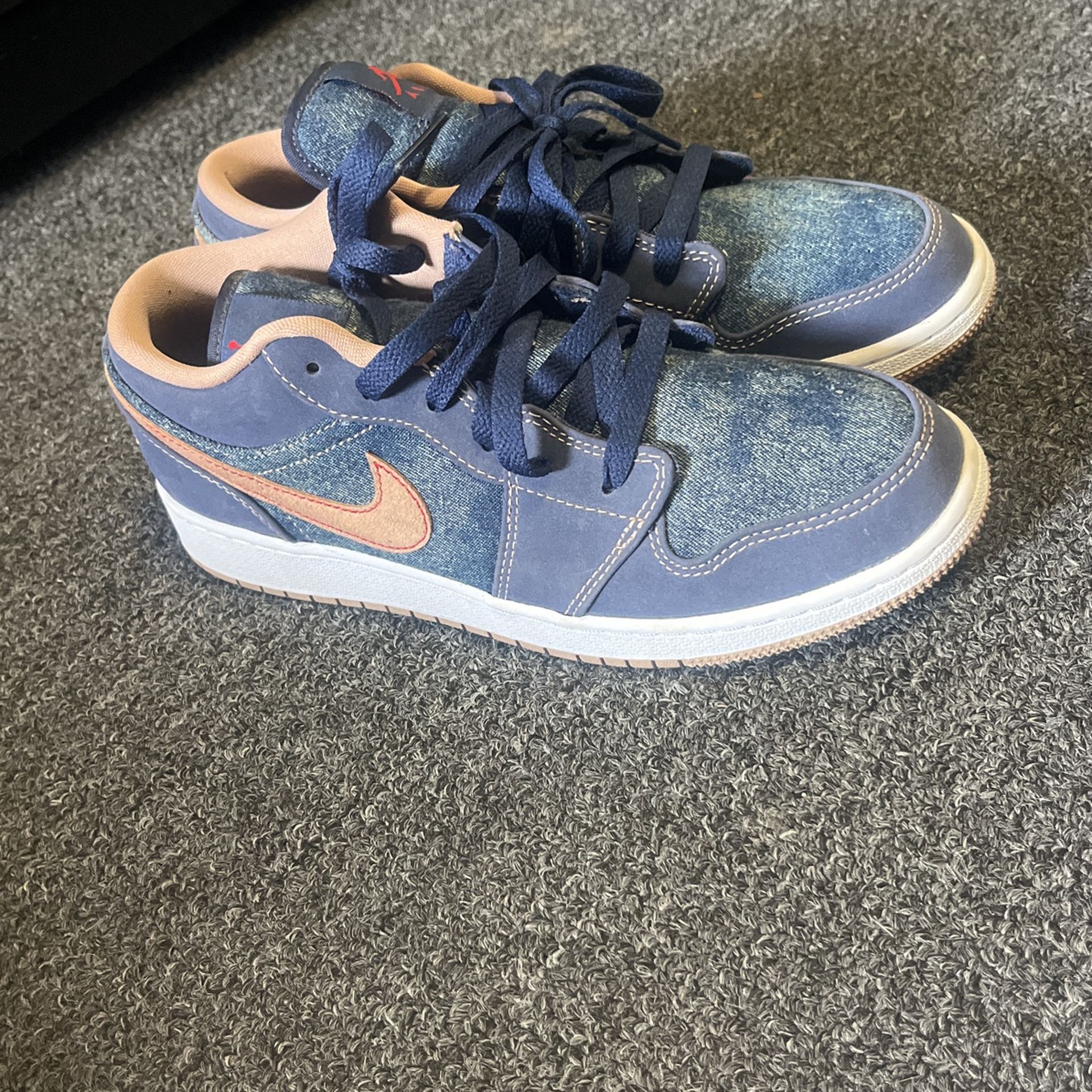 Women Jordan & Adidas 3 Pair For 100