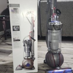 Brand New Dyson Animal Ball 3