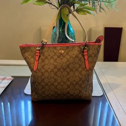 Coach  Large Bag  Authentic Like New 