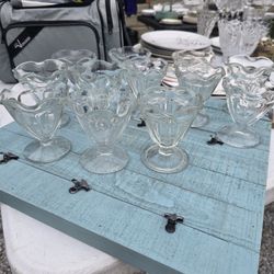 12 Vintage Glass Sunday Cups Ruffle Top Pedestal Style Dessert Bowls