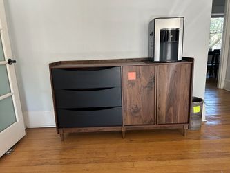 Mid-Century Modern Storage Cabinet / Sideboard