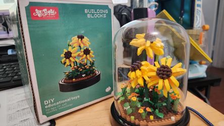 Mini lego building blocks sunflower