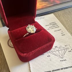 NEW 5.33 IGI Certified Lab Diamond Ring 