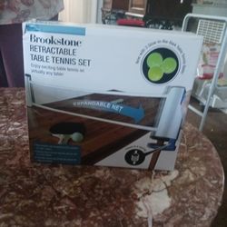 BROOKSTONE RETRACTABLE TABLE TENNIS SET