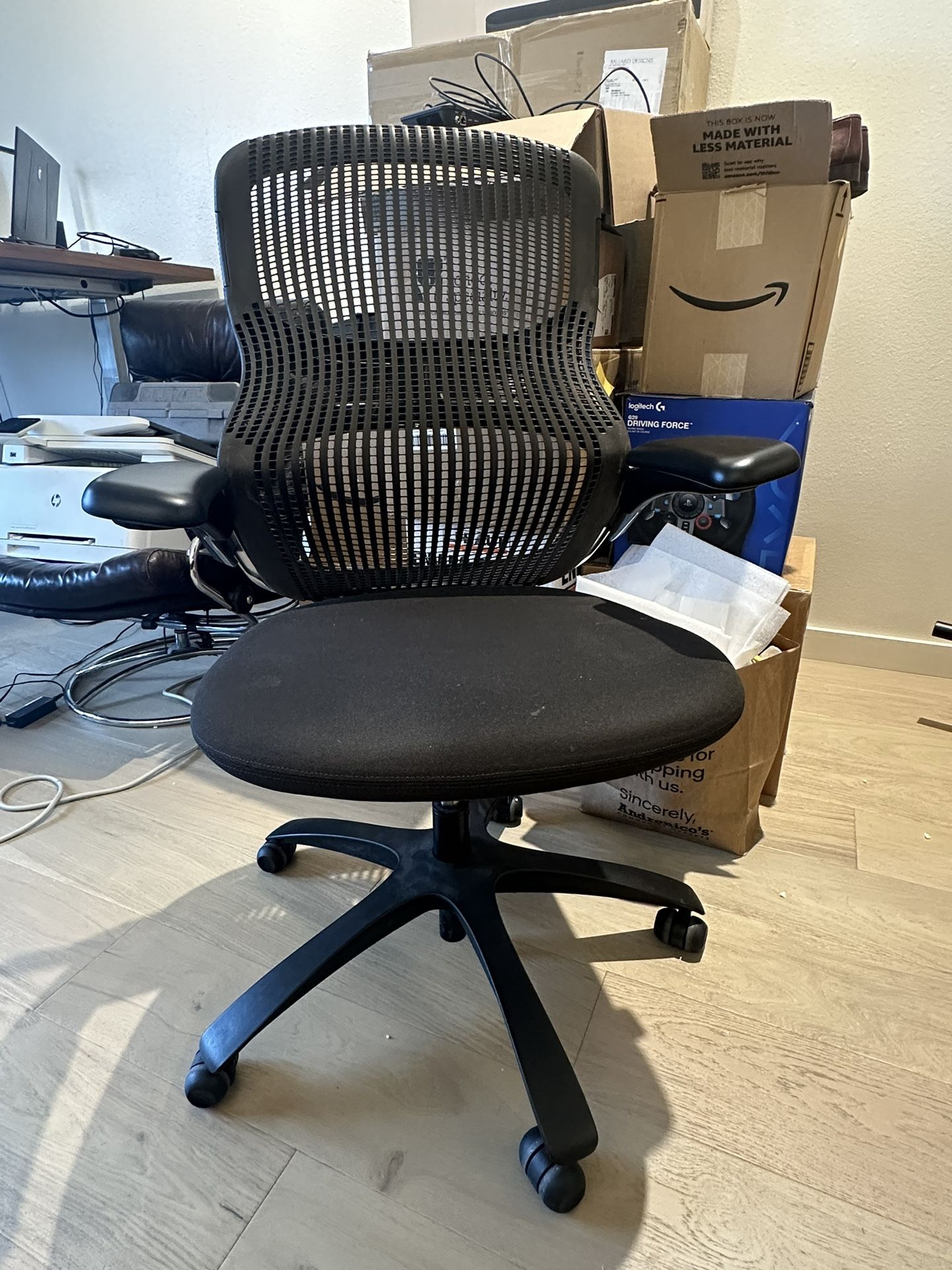 Knoll Regeneration Office Chair