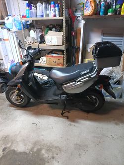 2004 Yamaha zuma 50 cc Scooter