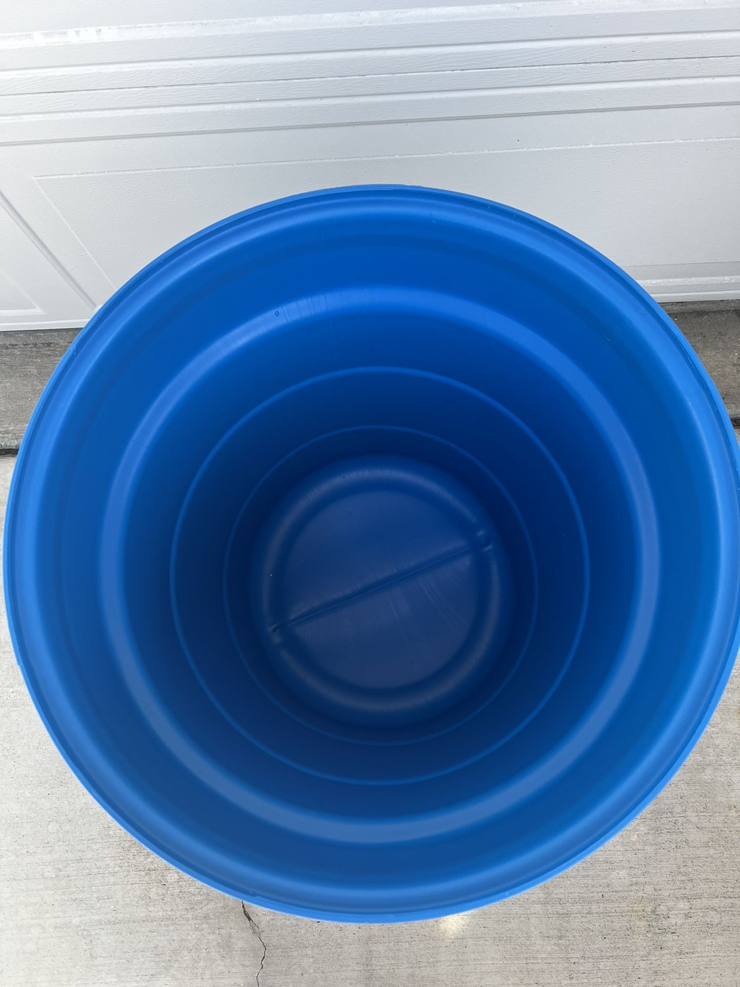 Lobo Blue Container Drum 30 Gallons for Sale in Westminster, CA OfferUp