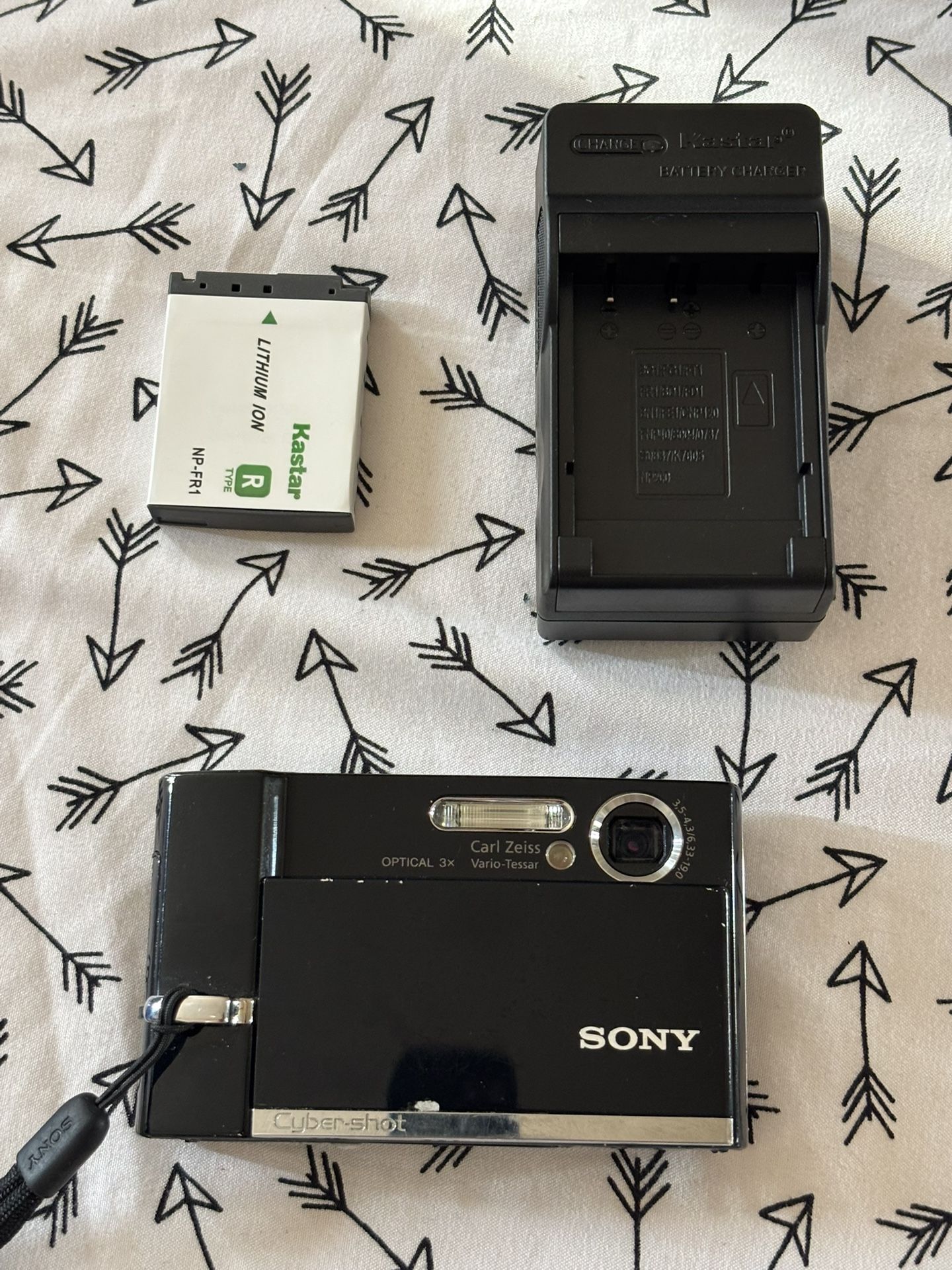 Sony Cyber shot DCS-T30 7.2 Pixels Fully Functional