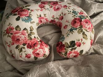 ***Baby Nursing Pillow
