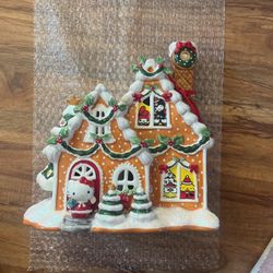 Hello Kitty Glass Gingerbread House 