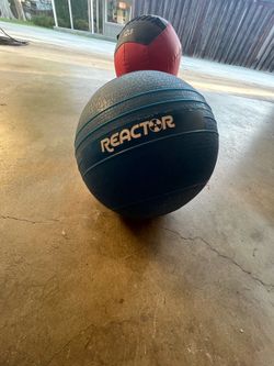 Slam ball