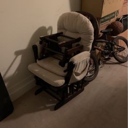 Rocking chair 
