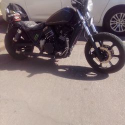 1989 Kawasaki Vulcan 750