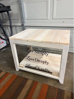 Coffee table/ side table