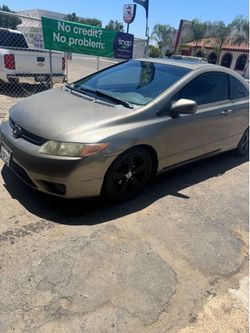 2007 Honda civic couple 2 door