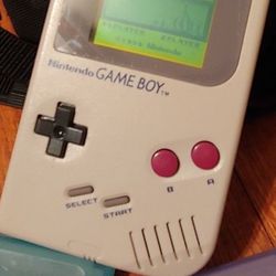 Nintendo Gameboy DMG-01  W/ Games