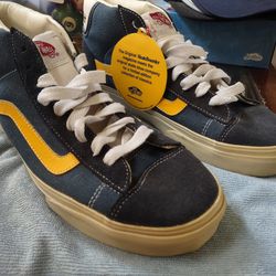 RARE VANS SKATEBOARDER MAGAZINE SHOES! SKATEBOARDING SHOES 