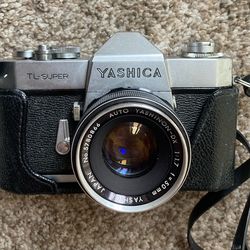 Yashica TL-Super (1966) with Auto Yashinon-DX 50mm f/1.7 lens + original case