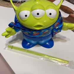 Disneyland ailen sipper cup 