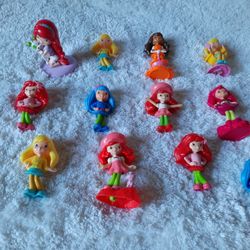 Strawberry Shortcake Doll Figures