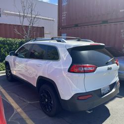 2016 Jeep Cherokee Latitude – Clean Title – 79k Miles – Runs Great