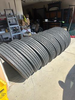 Truck tires (recaps)
