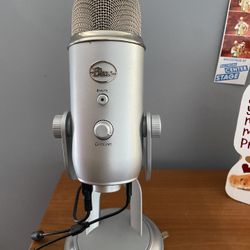 Yeti microphone