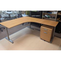 IKEA Large L Shaped Desk With cabinet 