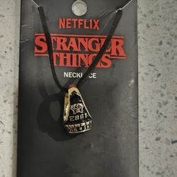 Netflix Stranger Things Hawkins High School 1983 Gem Paw Class Ring Necklace