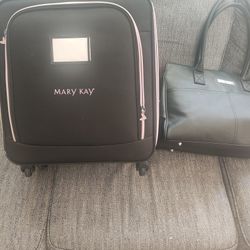 Used Mary Kay Make Up Hand Bag And Travel Case In Good Condition