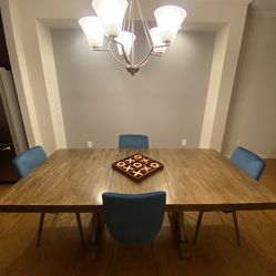 Adjustable Dining Room Table 