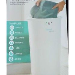 Brookstone  Blanket /Towel Warmer