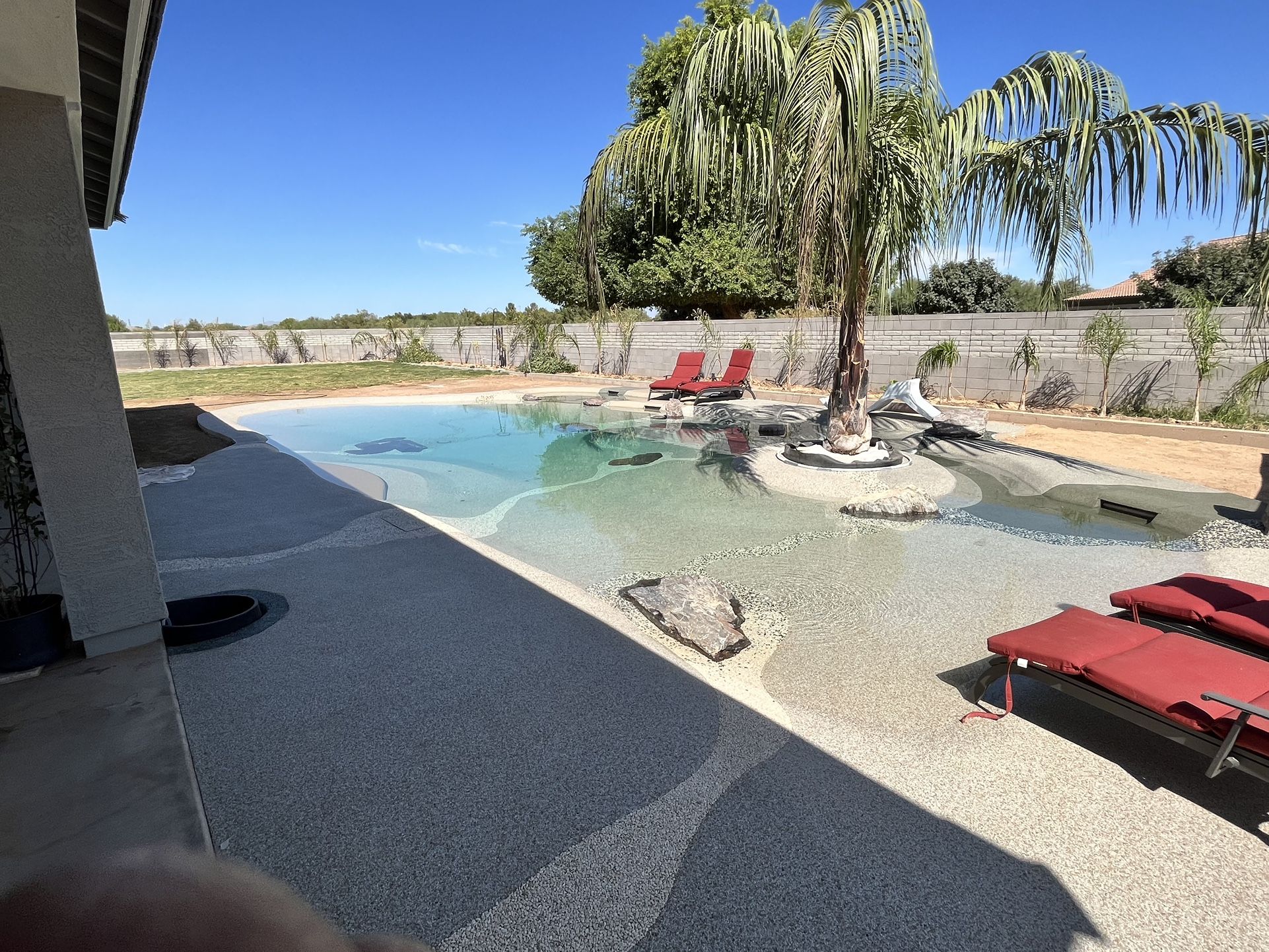 MAJESTIC LAGOONS