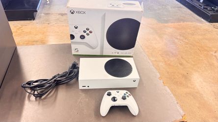 Microsoft Xbox Series S 512gb NO TRADES PICK UP IN TACOMA FIRM PRICE