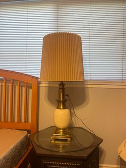 Vintage americana lamp
