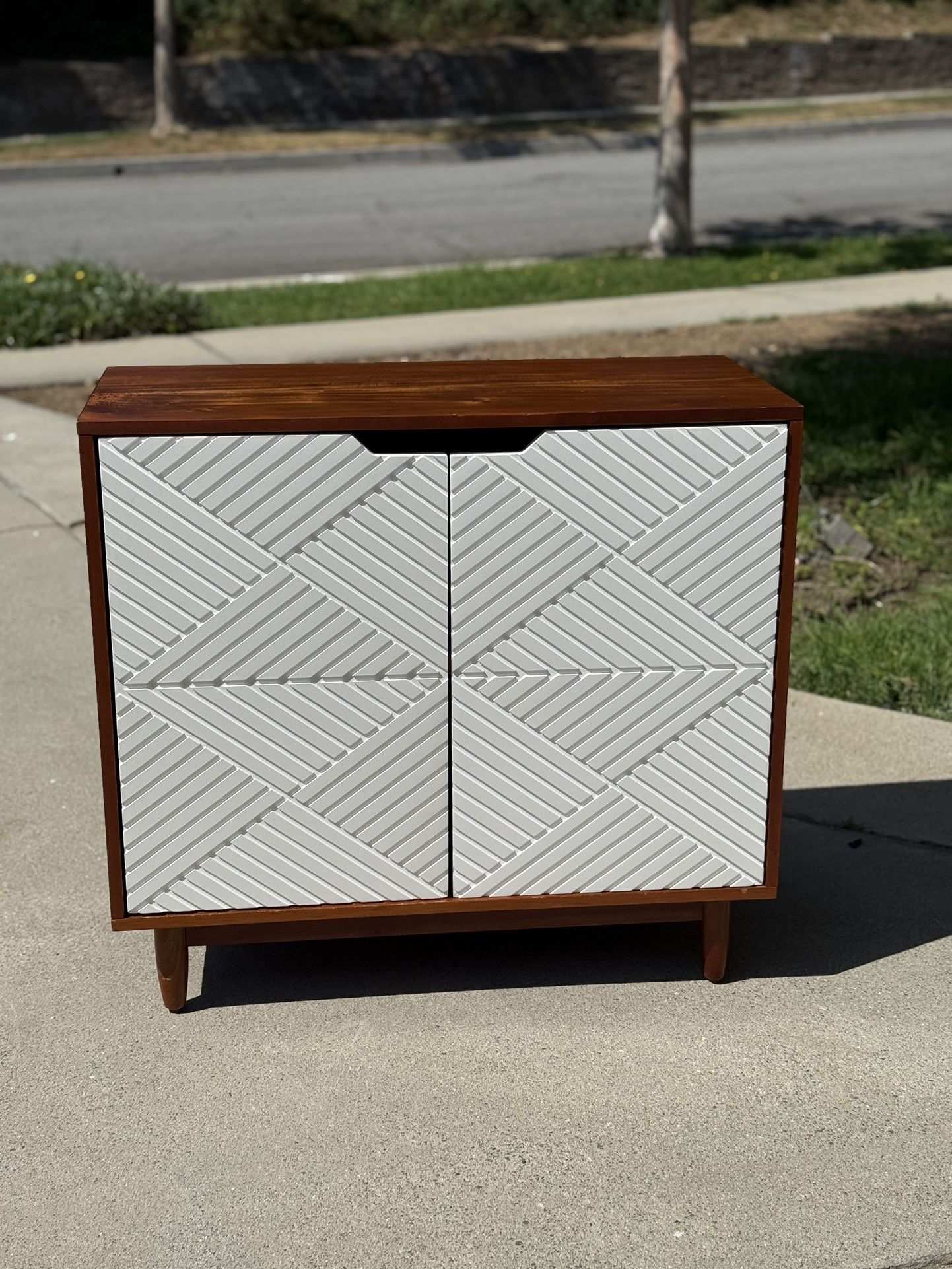 MCM Cabinet